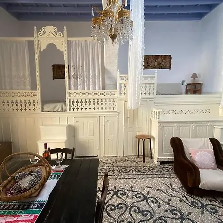 Ririka Village House